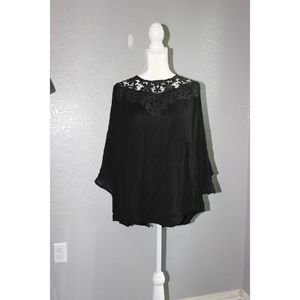 Boutique Davis & Dani peasant top - medium